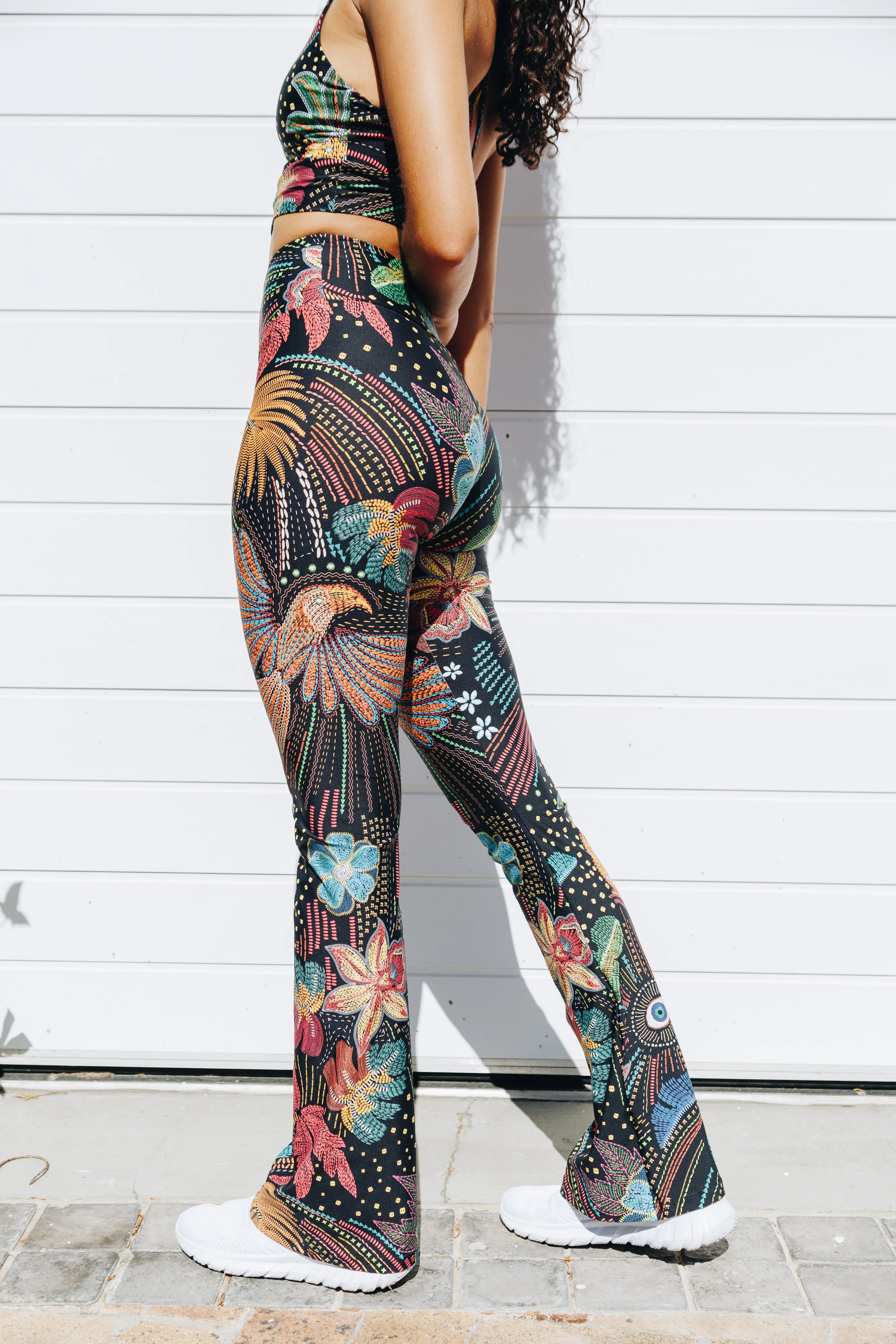 A Tapestry of Colour Flare Leggings