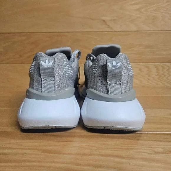 Adidas Swift Run 22 Size 5.5 Youth Kids Sesame White Shoes Sneaker GZ0797