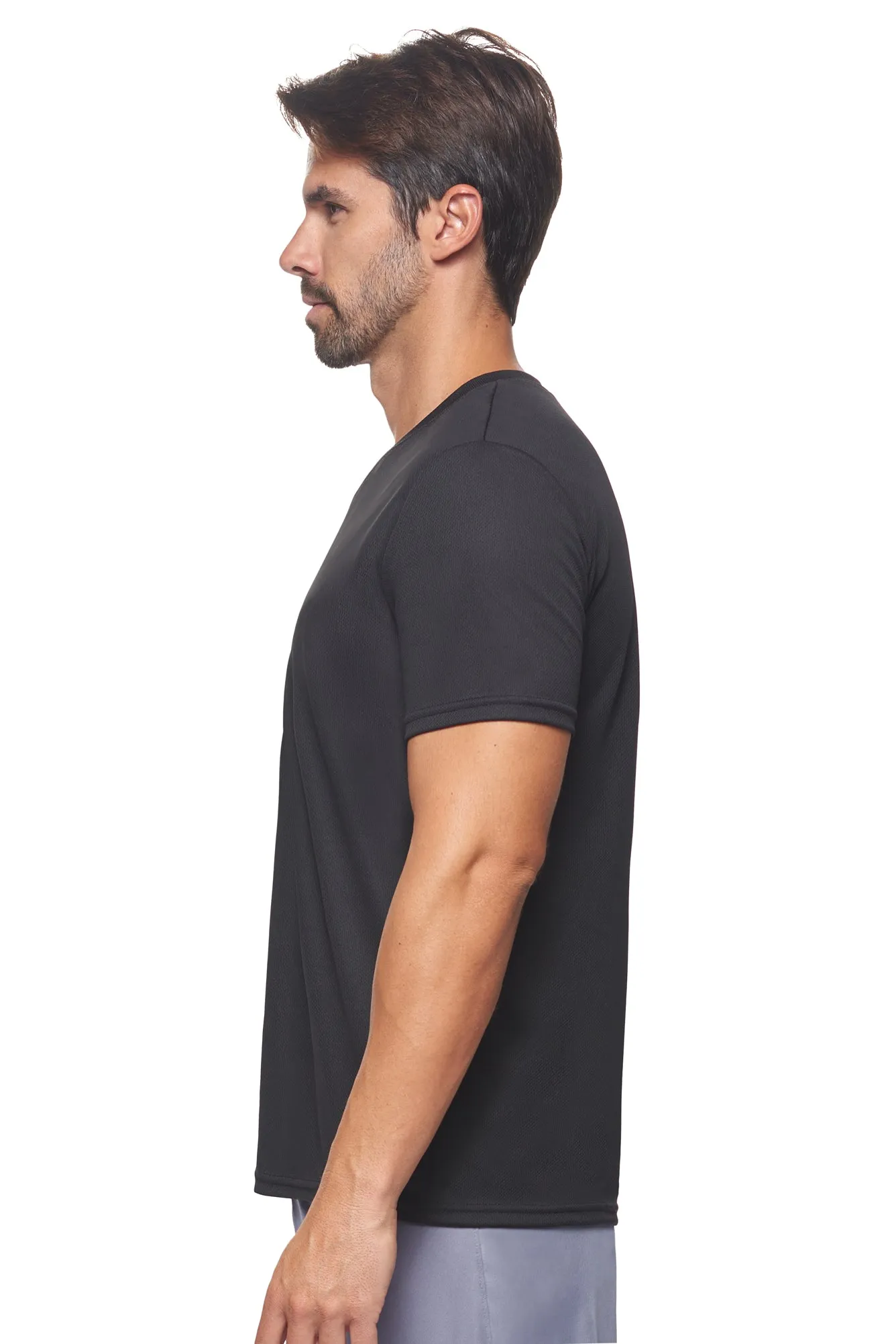 AJ802 Oxymesh™ V-Neck Tech Tee