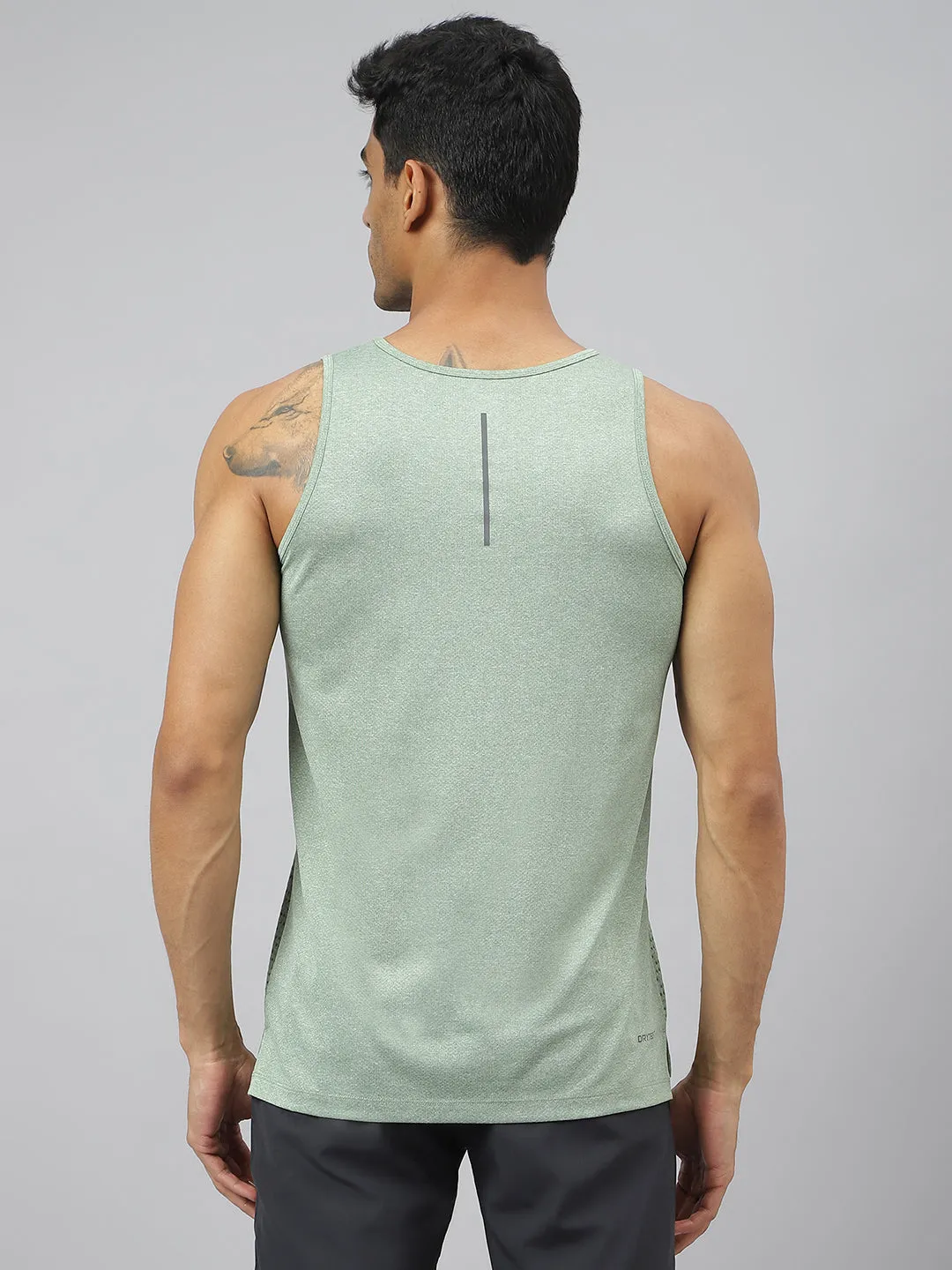 Alcis Men Frost Green Anti-Static Slim-Fit Distance Running Singlet