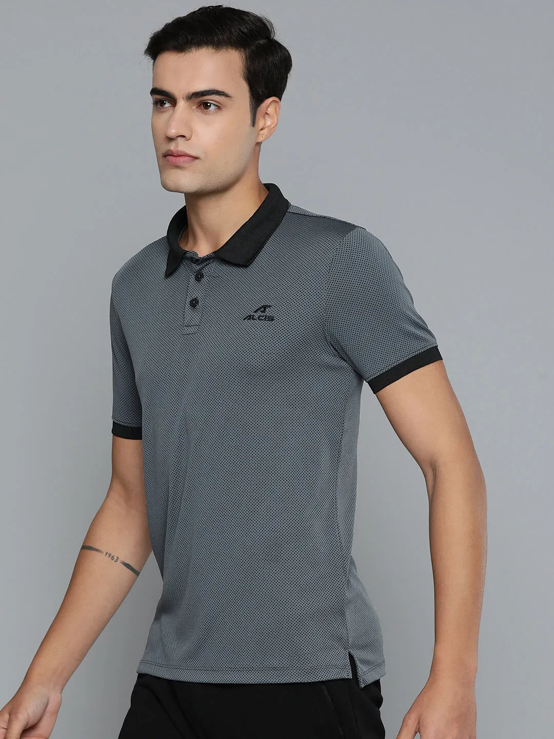 Alcis Men Grey Black Colourblocked Polo Collar Dry Tech Slim Fit Sports T-shirt