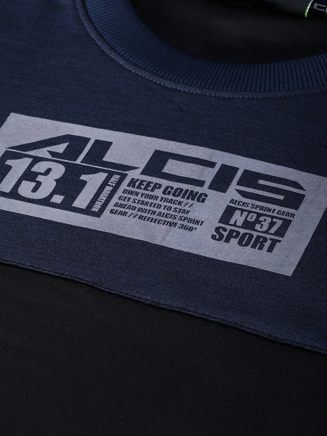 Alcis Men Navy Blue Black Colourblocked Running Sweatshirt