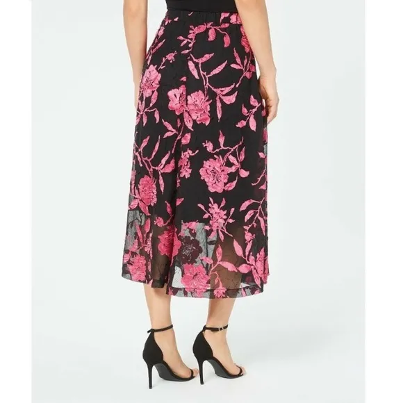 Alfani Floral Pattern Print Skirt Floral Burnout Art Blossom Size 8 Black &amp; Pink