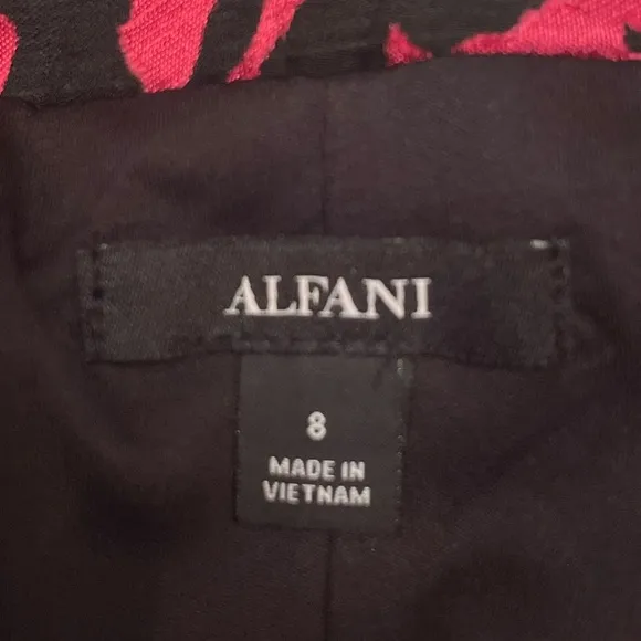 Alfani Floral Pattern Print Skirt Floral Burnout Art Blossom Size 8 Black &amp; Pink