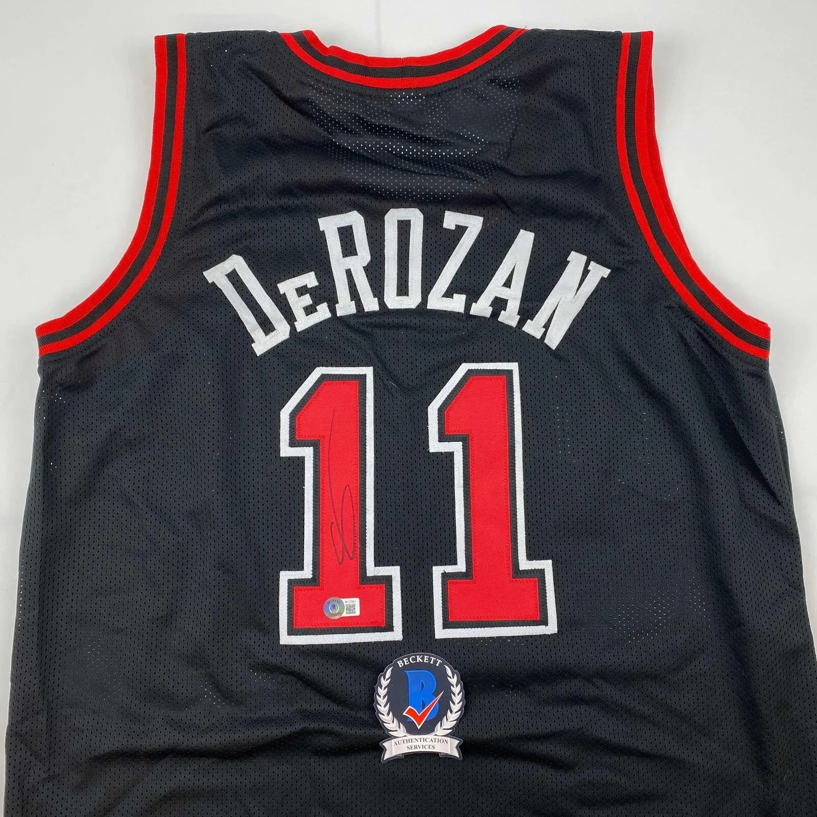 Autographed/Signed DeMar DeRozan Chicago Black Basketball Jersey Beckett BAS COA