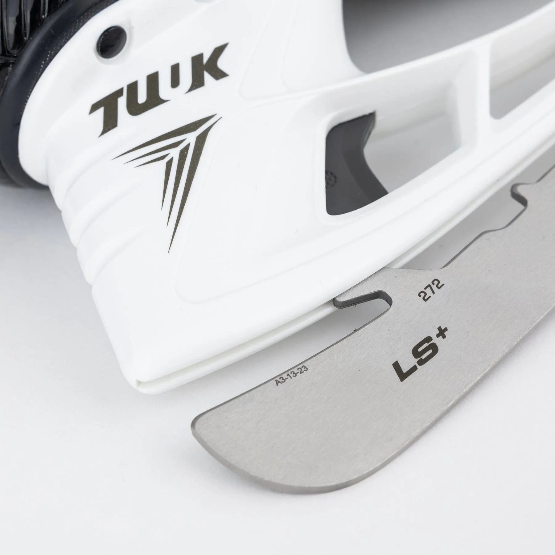 Bauer Supreme M30 Intermediate Hockey Skates