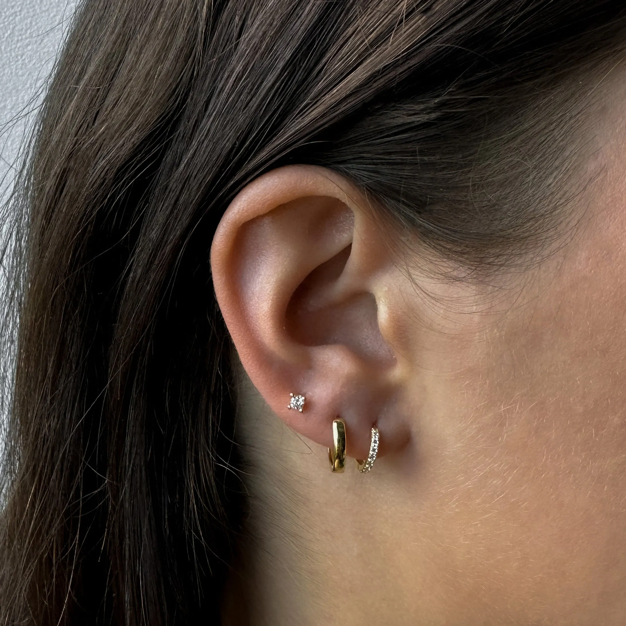 CRYSTAL STUD EARRINGS