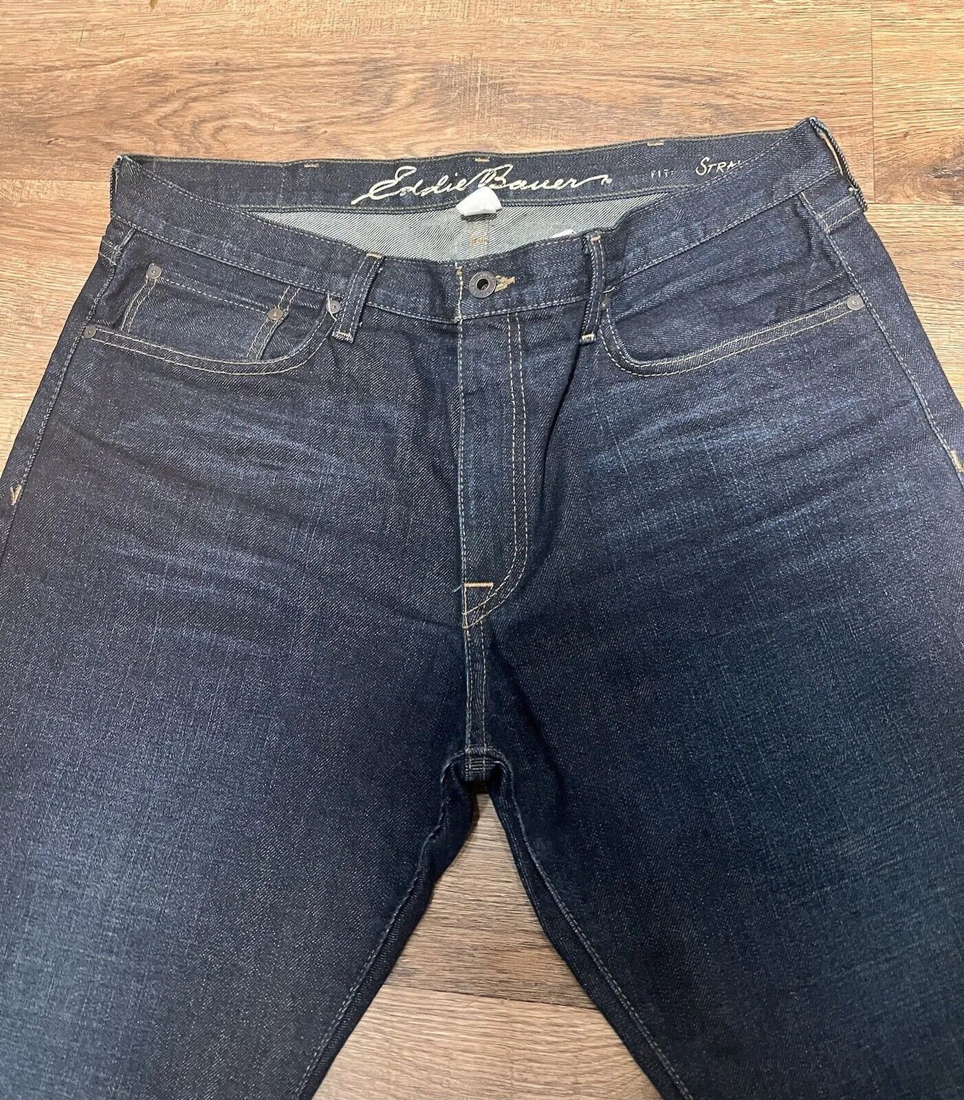 EDDIE BAUER Men's Classic Straight Fit 36x36 Denim Jeans