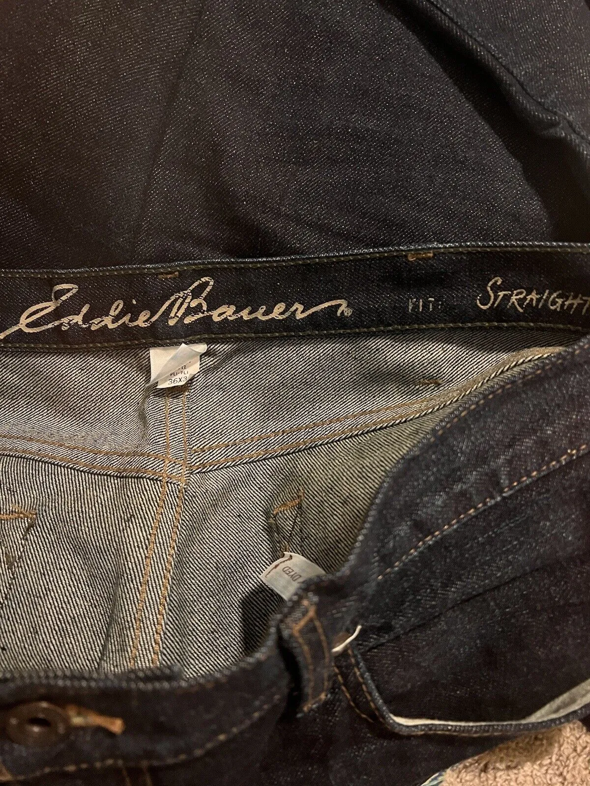EDDIE BAUER Men's Classic Straight Fit 36x36 Denim Jeans