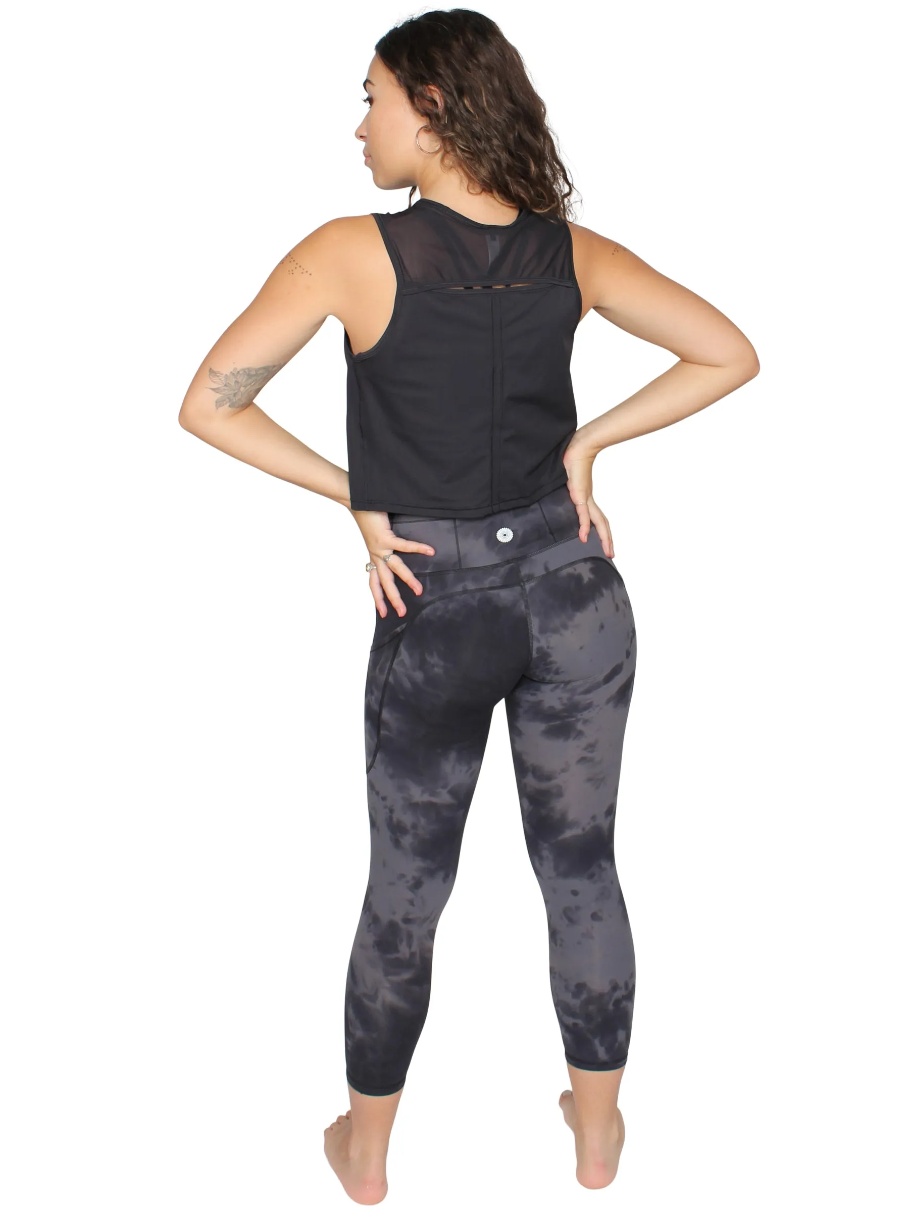 Endurance crop singlet - black