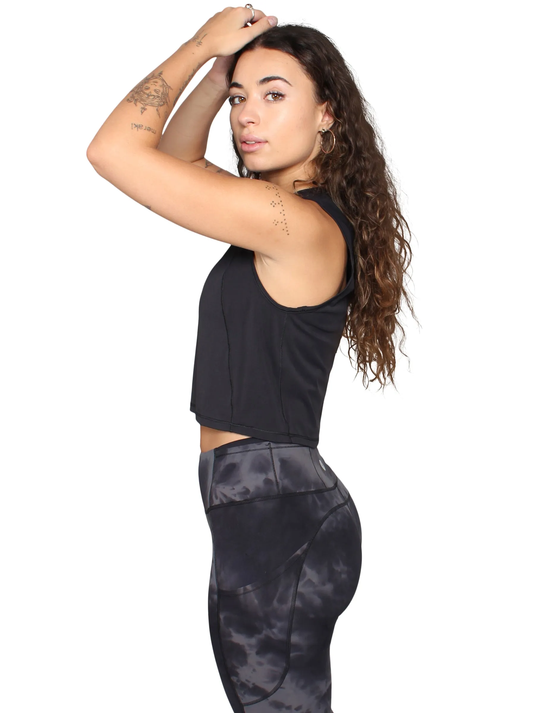 Endurance crop singlet - black