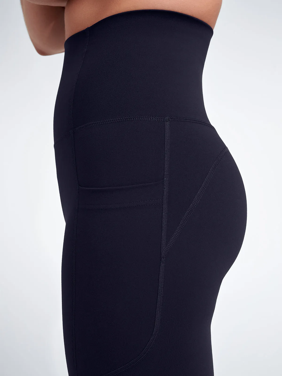 FATAL ATTRACTION 7/8 Super High Rise Legging Deep Navy
