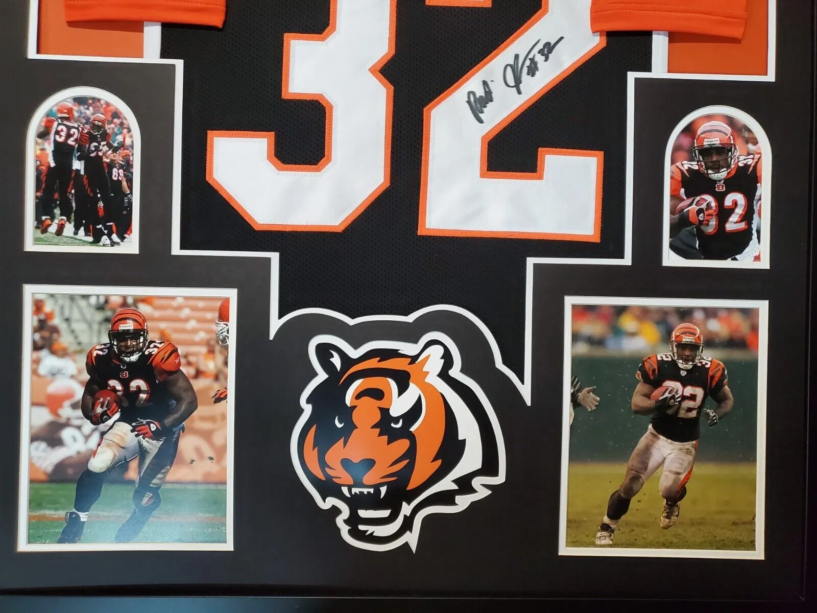 FRAMED CINCINNATI BENGALS RUDI JOHNSON AUTOGRAPHED JERSEY PSA COA