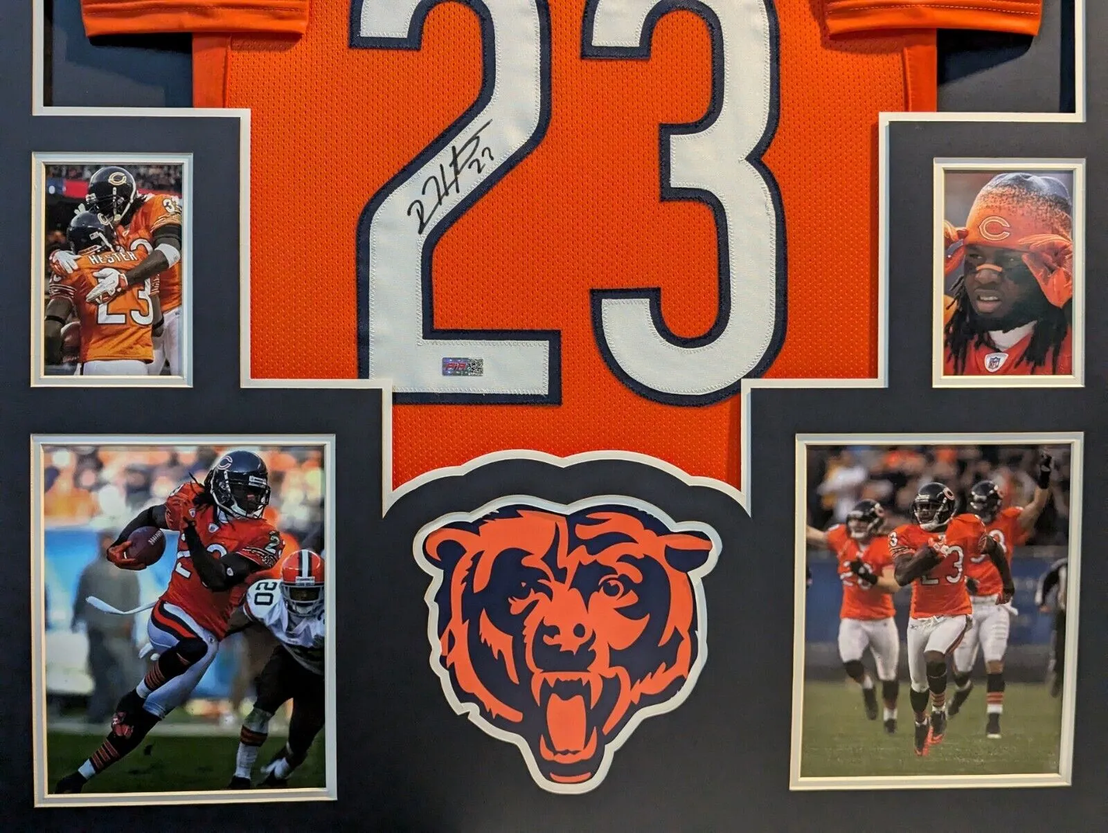 FRAMED DEVIN HESTER AUTOGRAPHED SIGNED CHICAGO BEARS JERSEY JSA COA