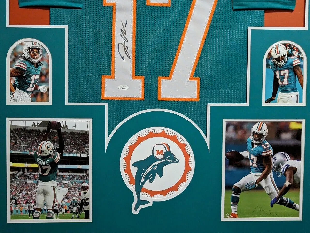 FRAMED MIAMI DOLPHINS JAYLEN WADDLE AUTOGRAPHED SIGNED JERSEY JSA COA