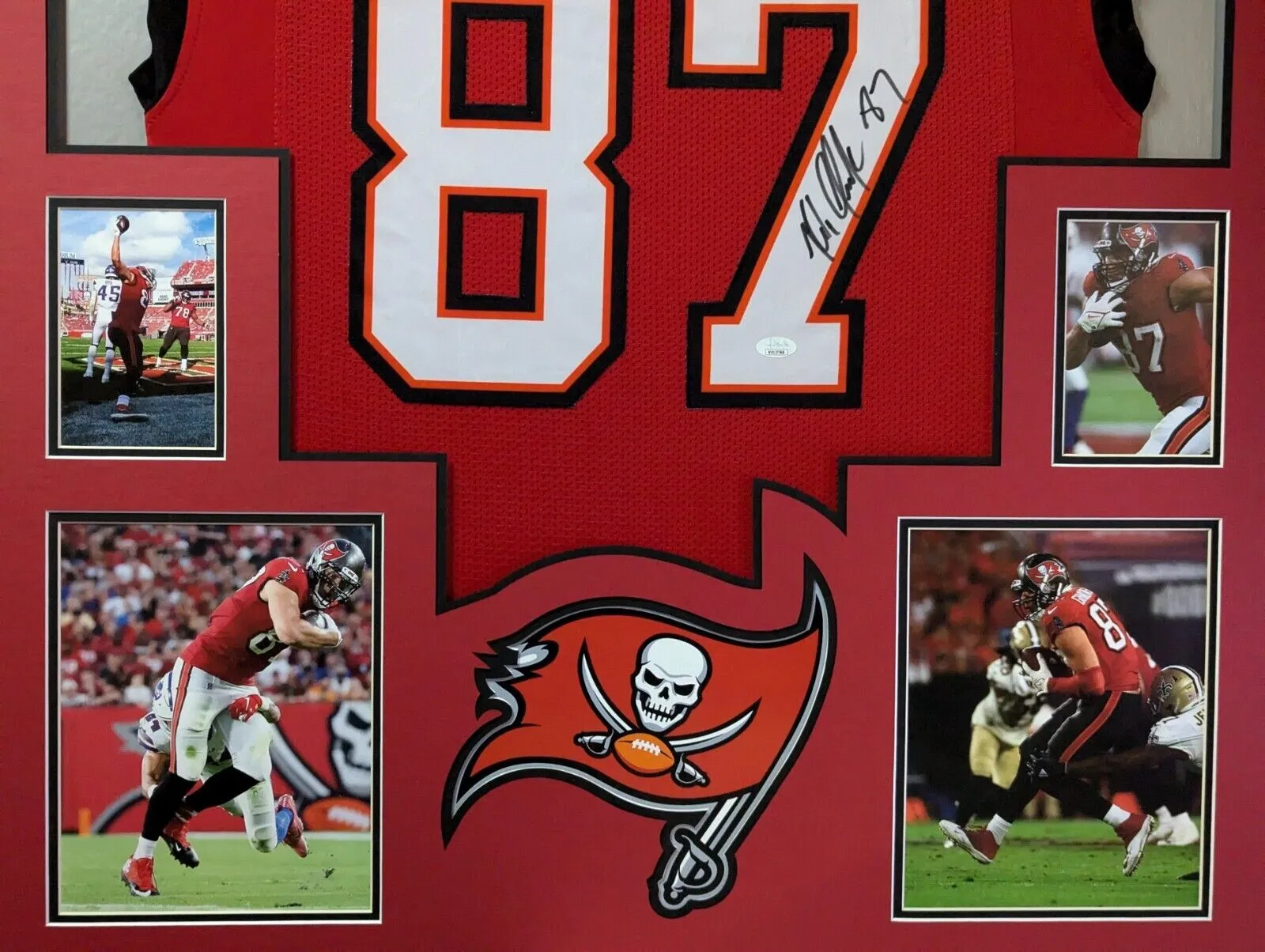 FRAMED TAMPA BAY BUCCANEERS ROB GRONKOWSKI AUTOGRAPHED SIGNED JERSEY JSA COA