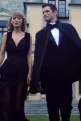 Inspired Taylor Swift Black Dress Chiffon Plunging Prom Dress