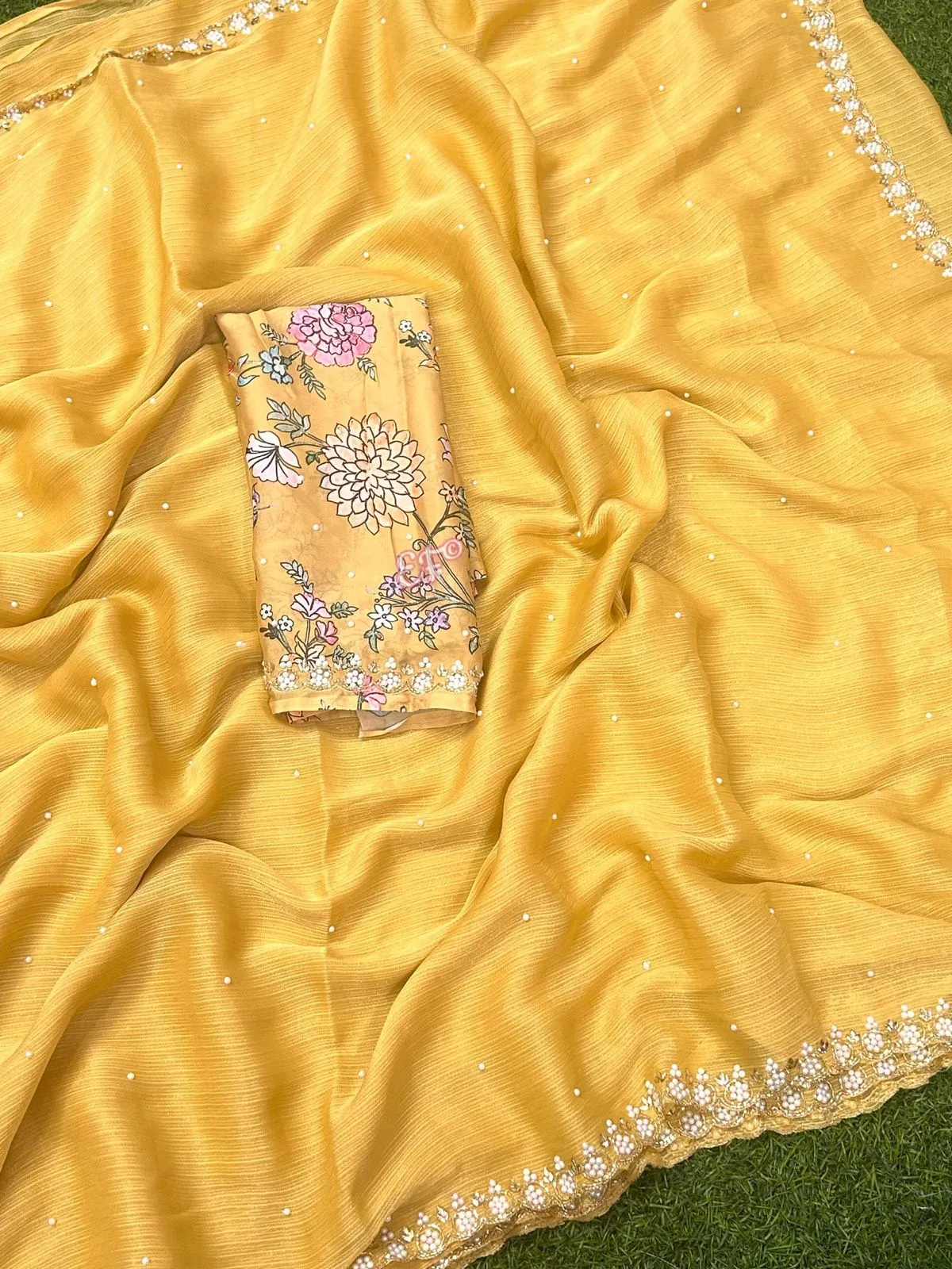 Latest and Exclusive Cocktail Party Georgette Silk Saree