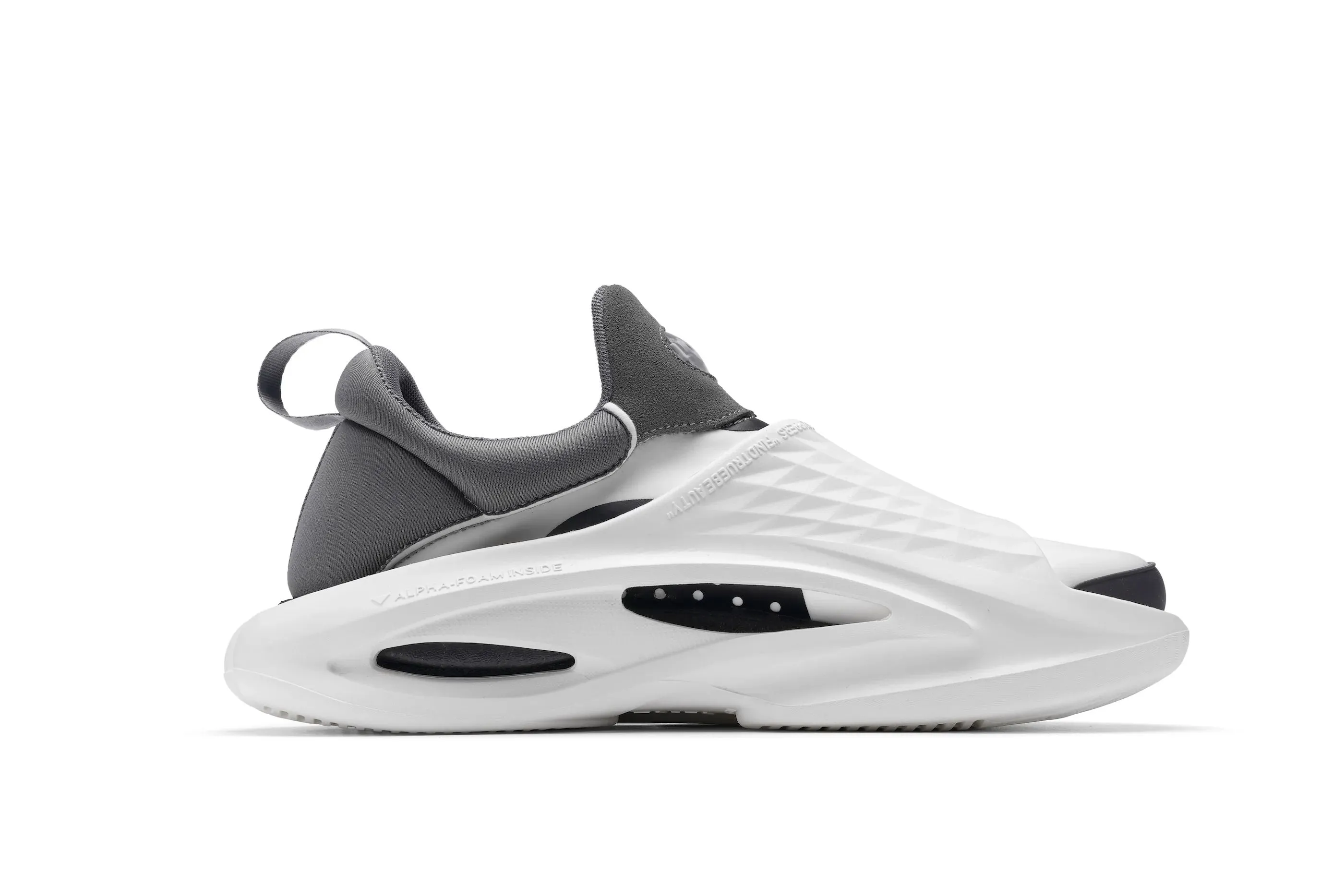 LOXKI Alpha Iteration Z Casual Shoes