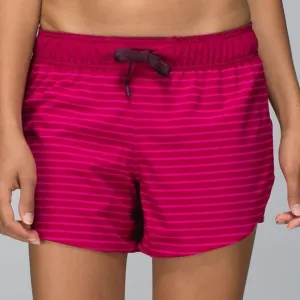 Lululemon Go the Distance Short (Reversible) - 12 Bumble Berry