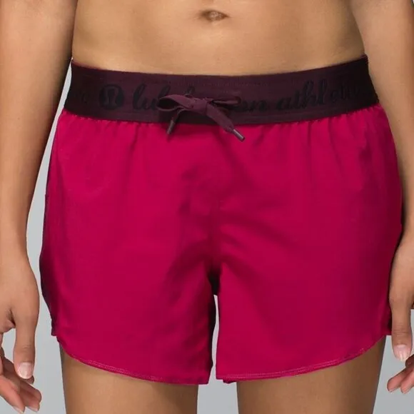 Lululemon Go the Distance Short (Reversible) - 12 Bumble Berry