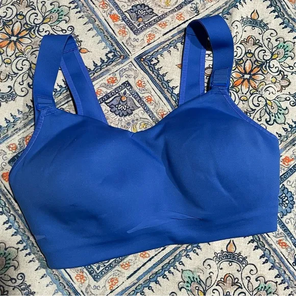 Lululemon | swift speed sports bra cerulean royal blue size: 32E