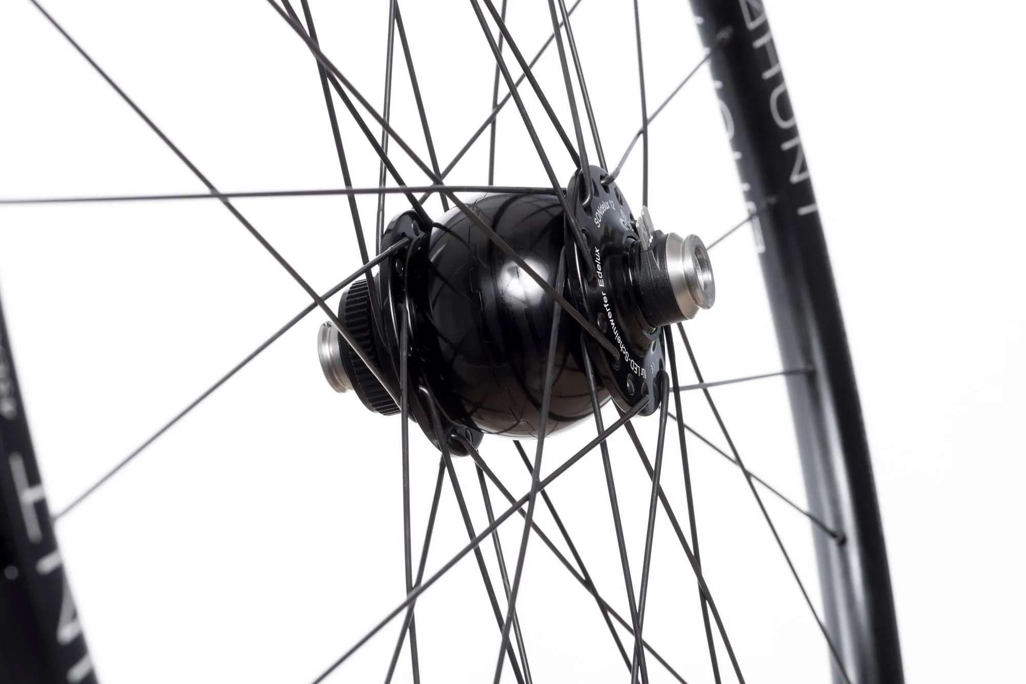 RE:NEW HUNT SuperDura Dynamo Disc Wheelset