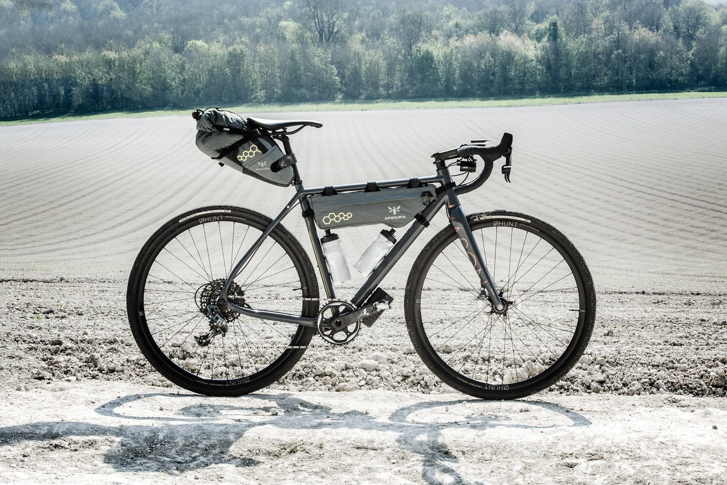 RE:NEW HUNT SuperDura Dynamo Disc Wheelset