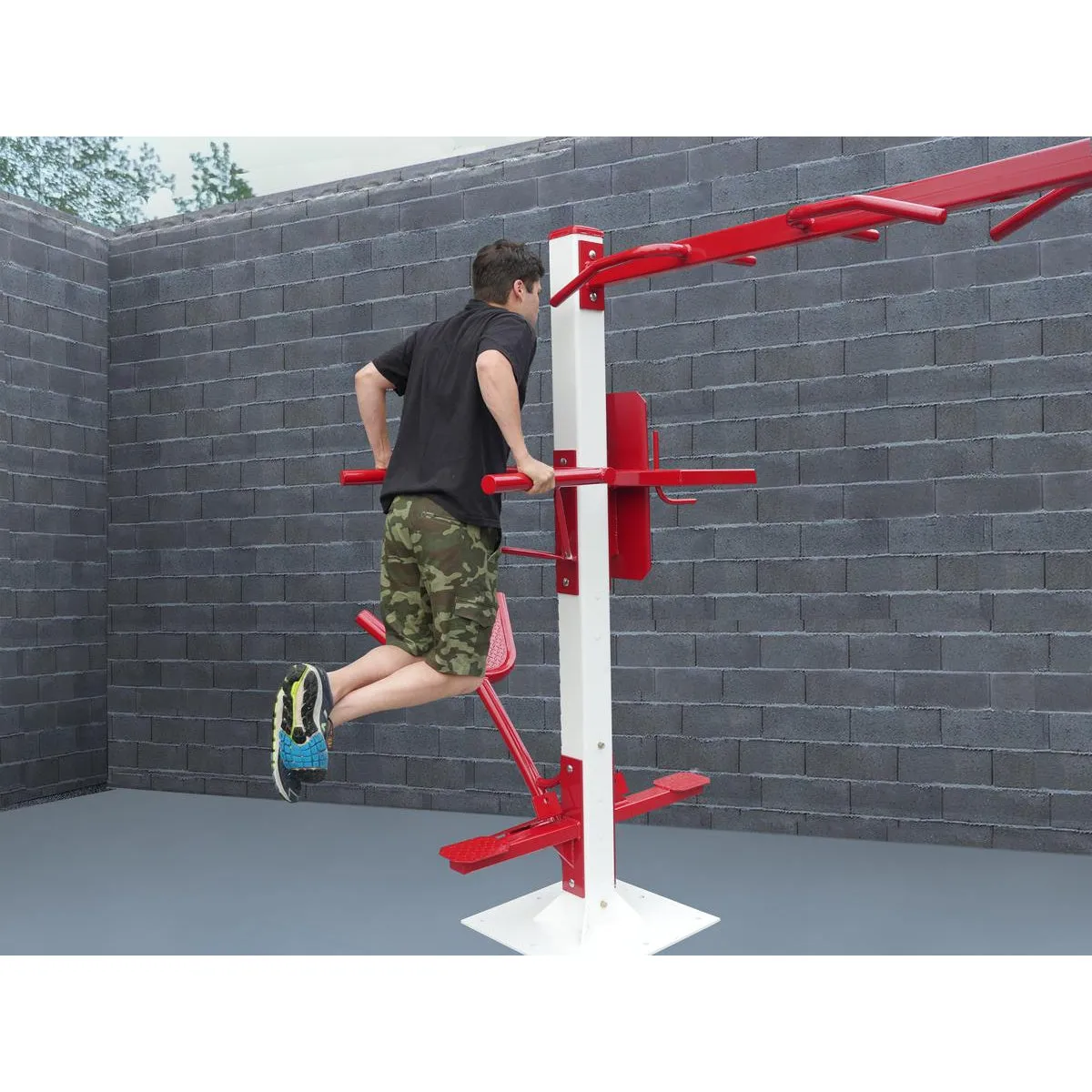 SuperMAX 8 Station Fitness System