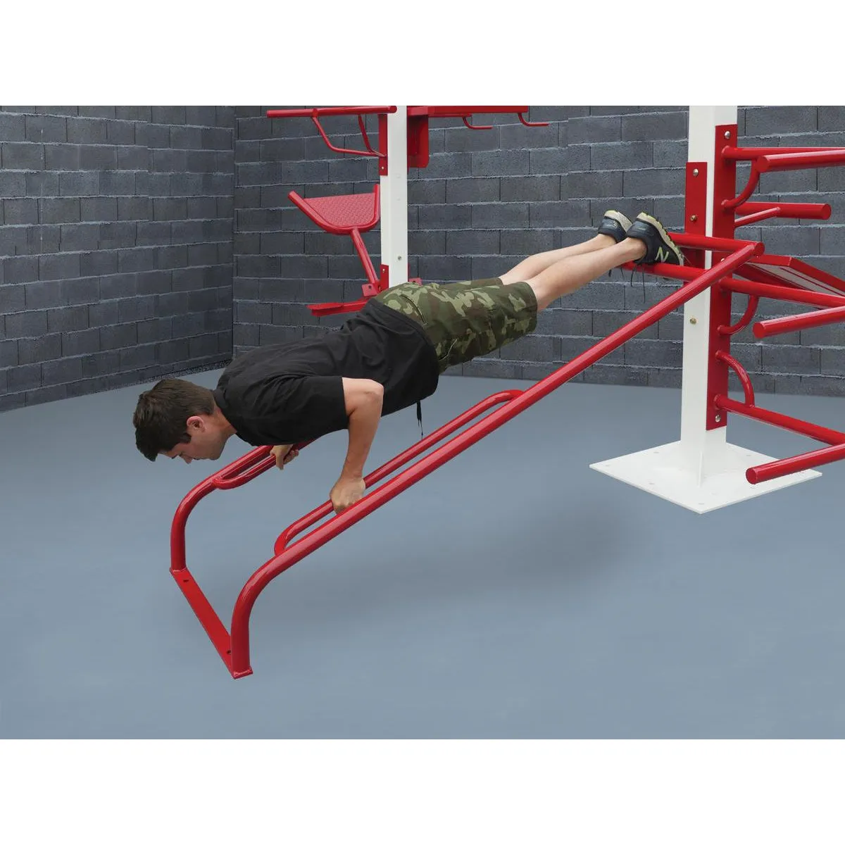 SuperMAX 8 Station Fitness System