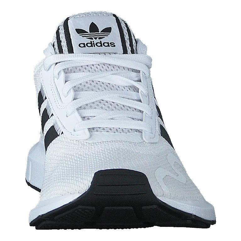 Swift Run X Cloud White / Core Black / Cloud White