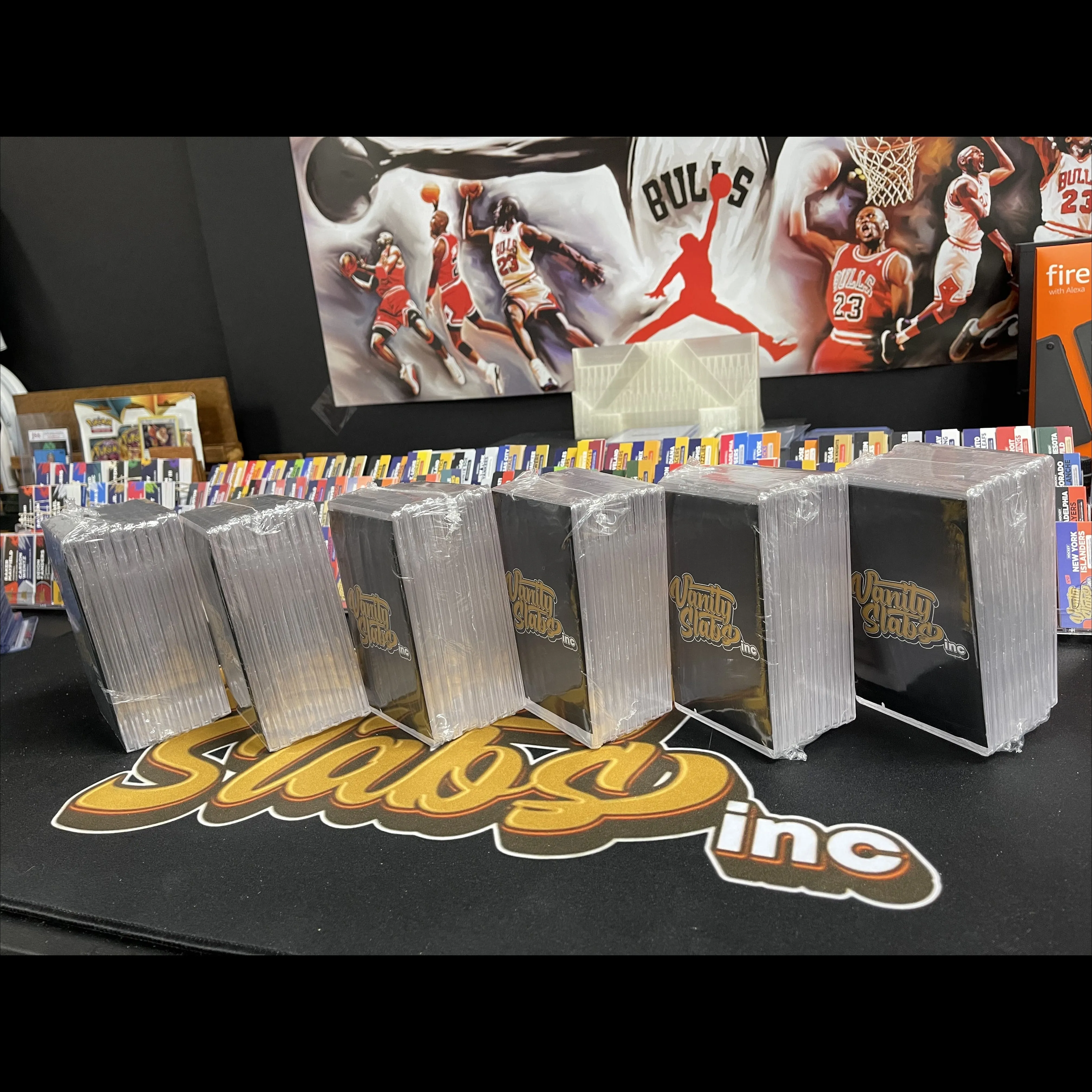 The VSI Brick - 10 Slab 35pt Bundle with Mystery Card Baseball Football Hockey Basketball Cards