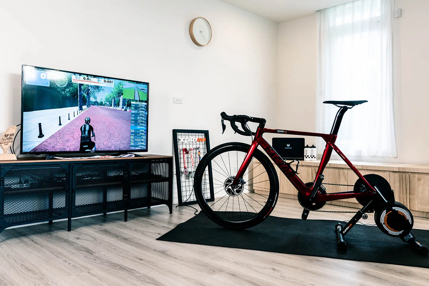 Xplova Noza S Smart Trainer