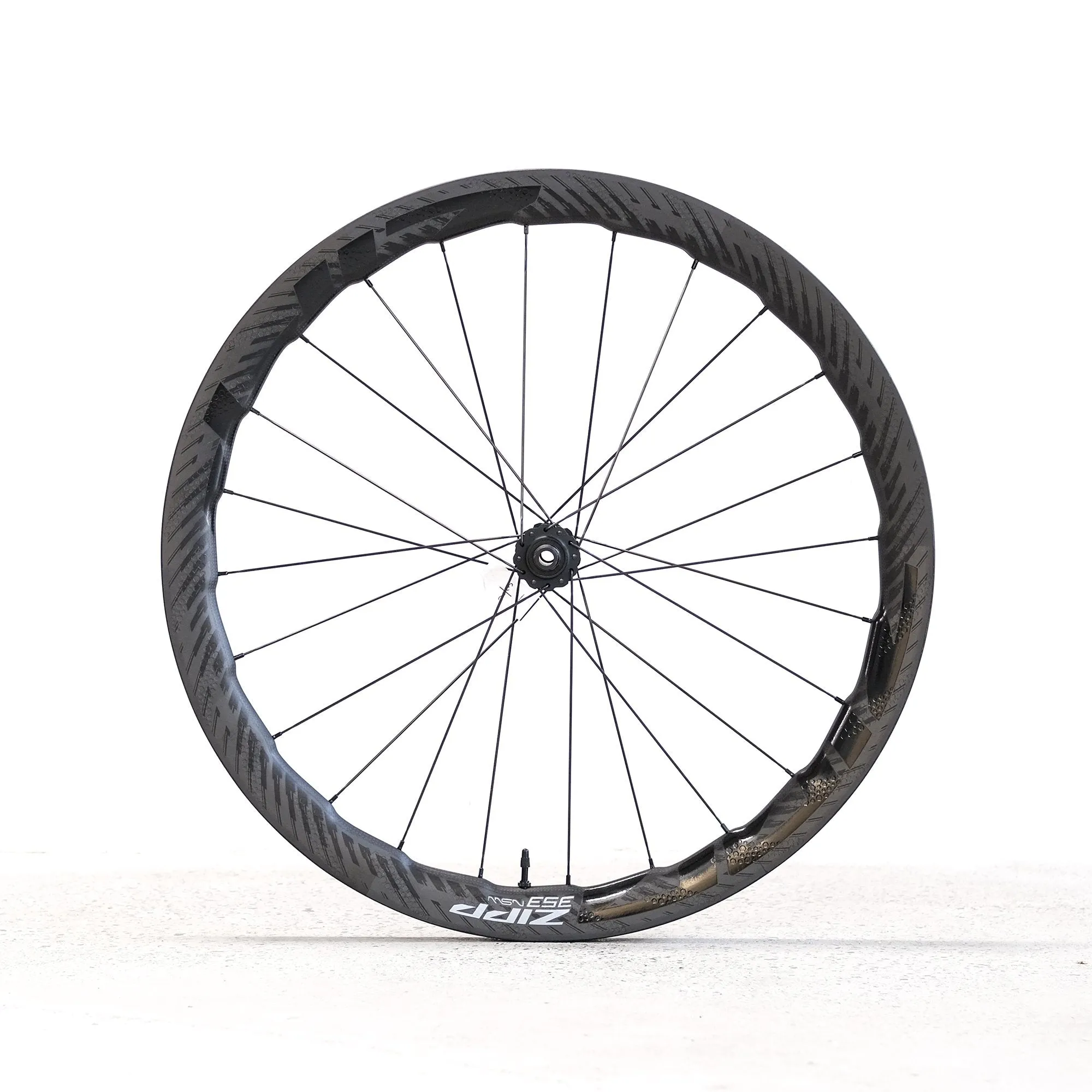 Zipp 353 NSW Carbon Tubeless Disc-Brake Wheelset (Hookless)